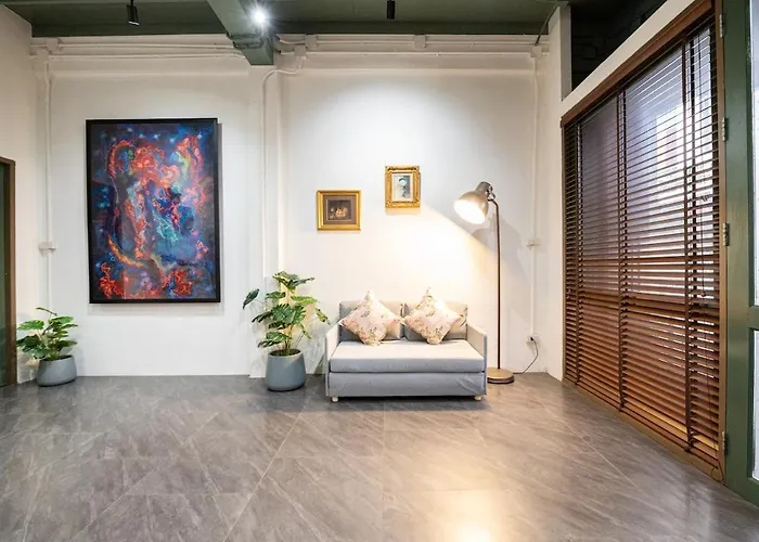 Villa For Big Groups 3mins Walk Mrt Bangkok